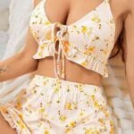 Kadın Çiçekli Ekru Askılı Şortlu Pijama Takım 5017
